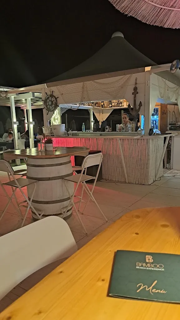 Bamboo Beach Experience restaurant in Minturno