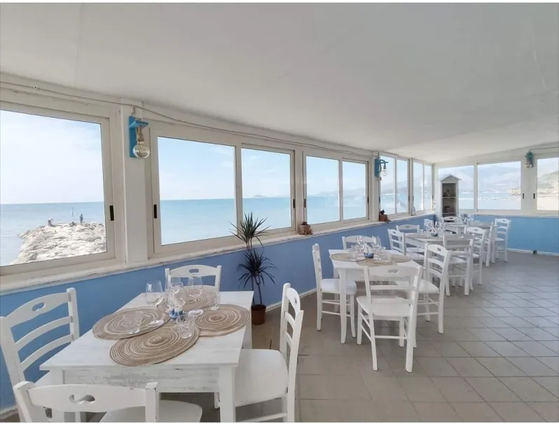 Lido Mexico-Oceania-Beach-Restaurant restaurant in Minturno