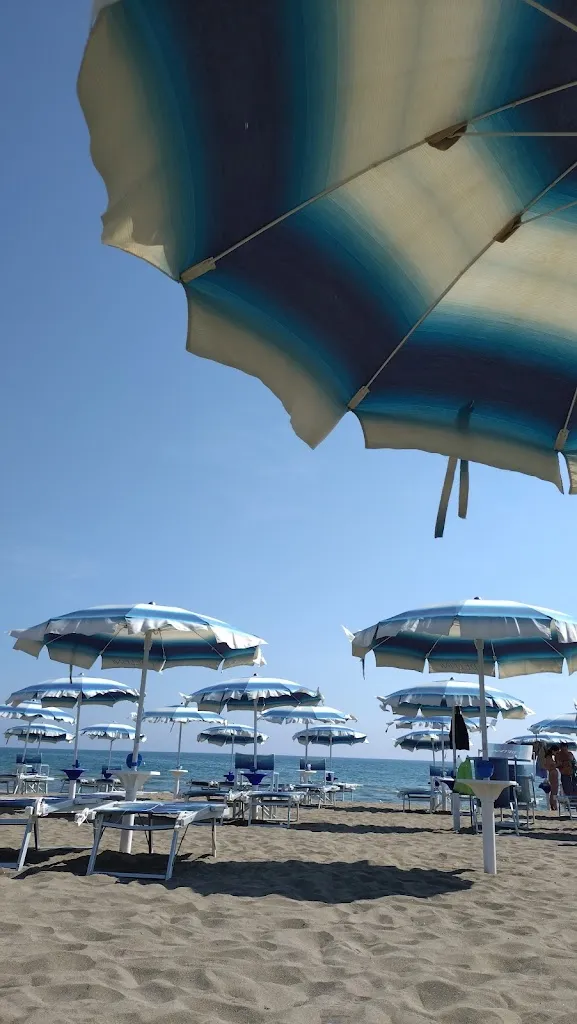 w_Lido I Delfini_Minturno_recensione