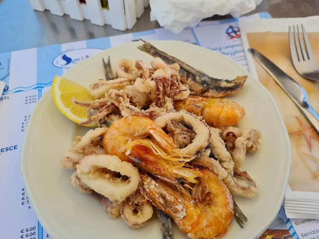 Marcello Formisano_Lido I Delfini_Minturno_recensione