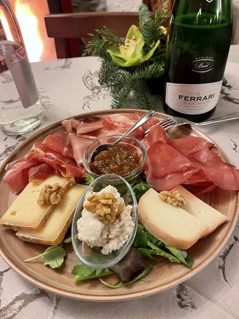 Ristorante Villaggio Covalou_Antey-Saint-Andrè_slider_image_3