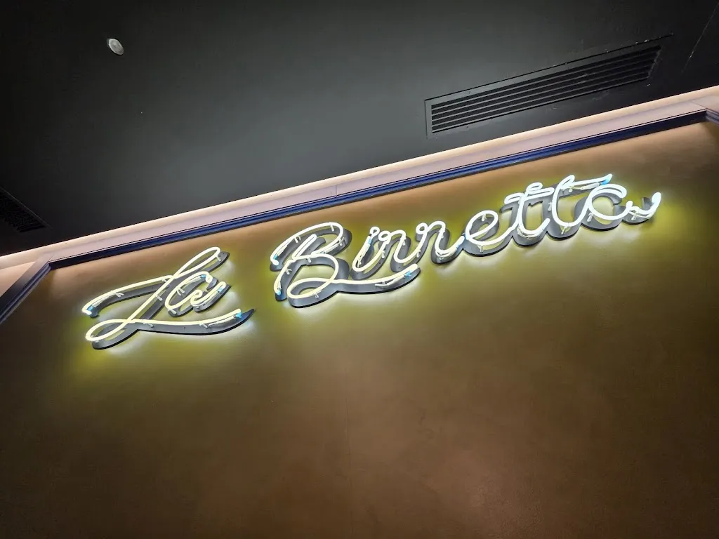 Luca_La birretta_Minturno_recensione