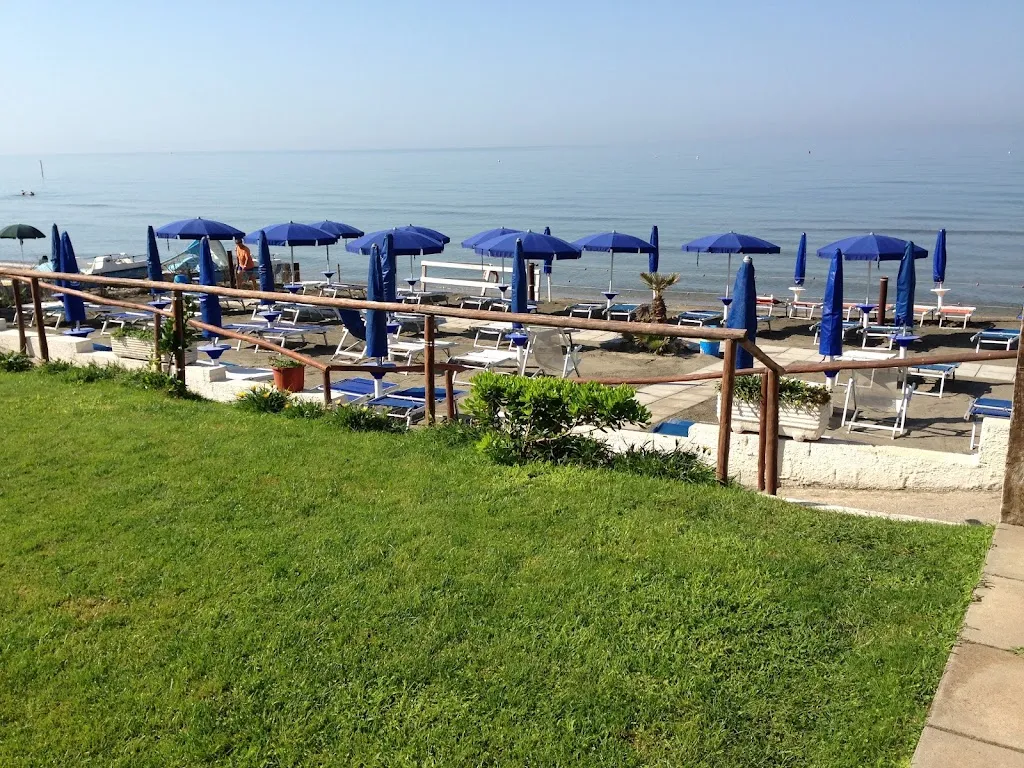 Far west trattoria pizzeria_Minturno_slider_image_3