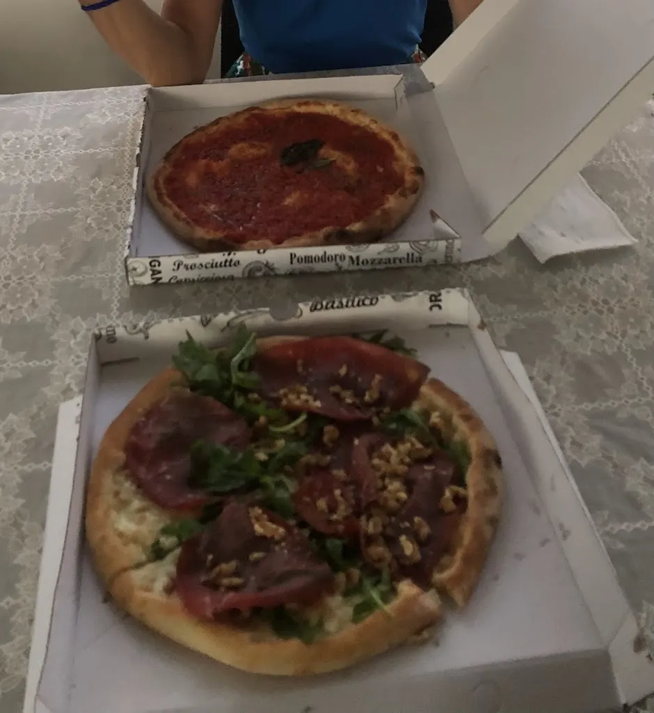 Sara V.G._Pizzeria da gianni_Minturno_review