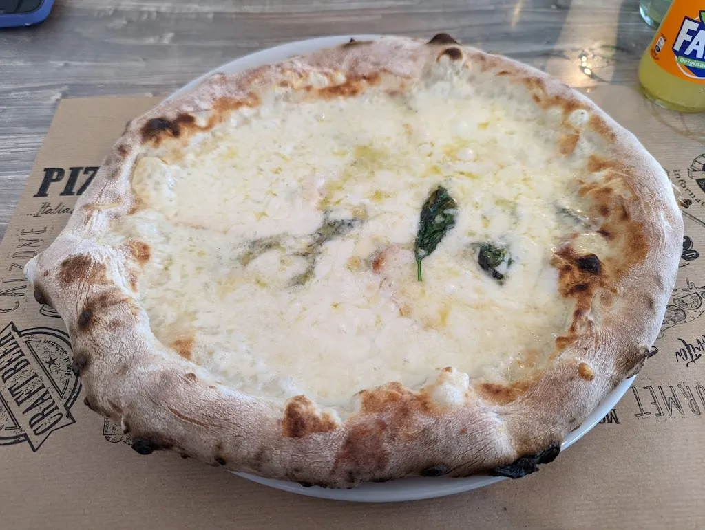 Annalise Kraus_Pizzeria Marconi_Minturno_recensione