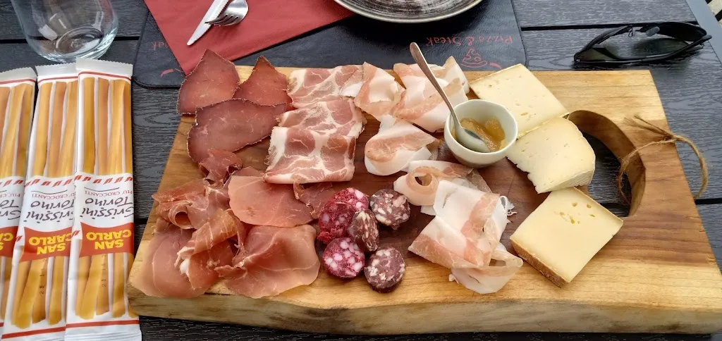 Ristorante Pizza & Steak_Antey-Saint-Andrè_slider_image_3