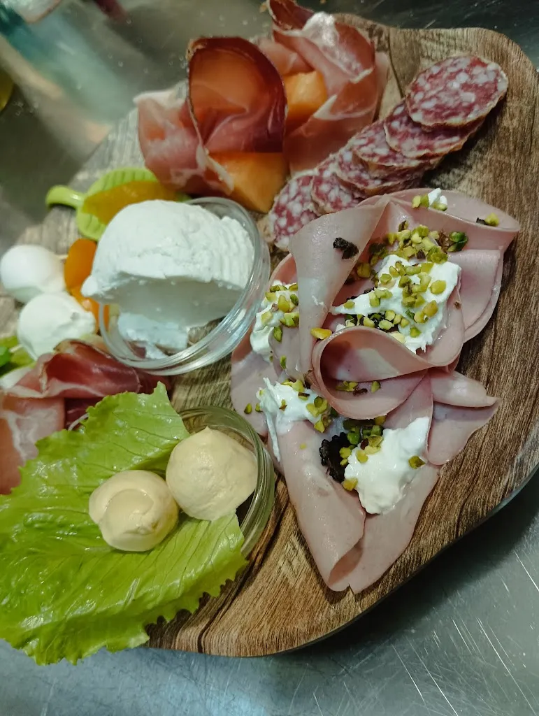 Menu_Archi 3_Montecompatri_immagine_1