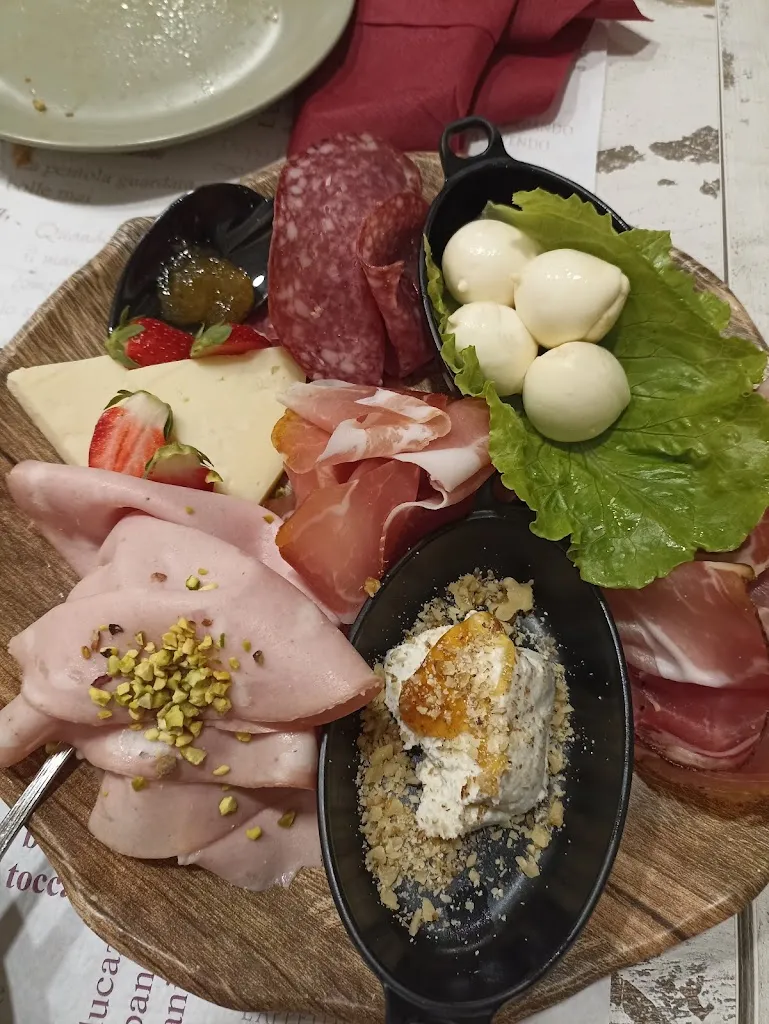 Manu betty boom c_Archi 3_Montecompatri_recensione