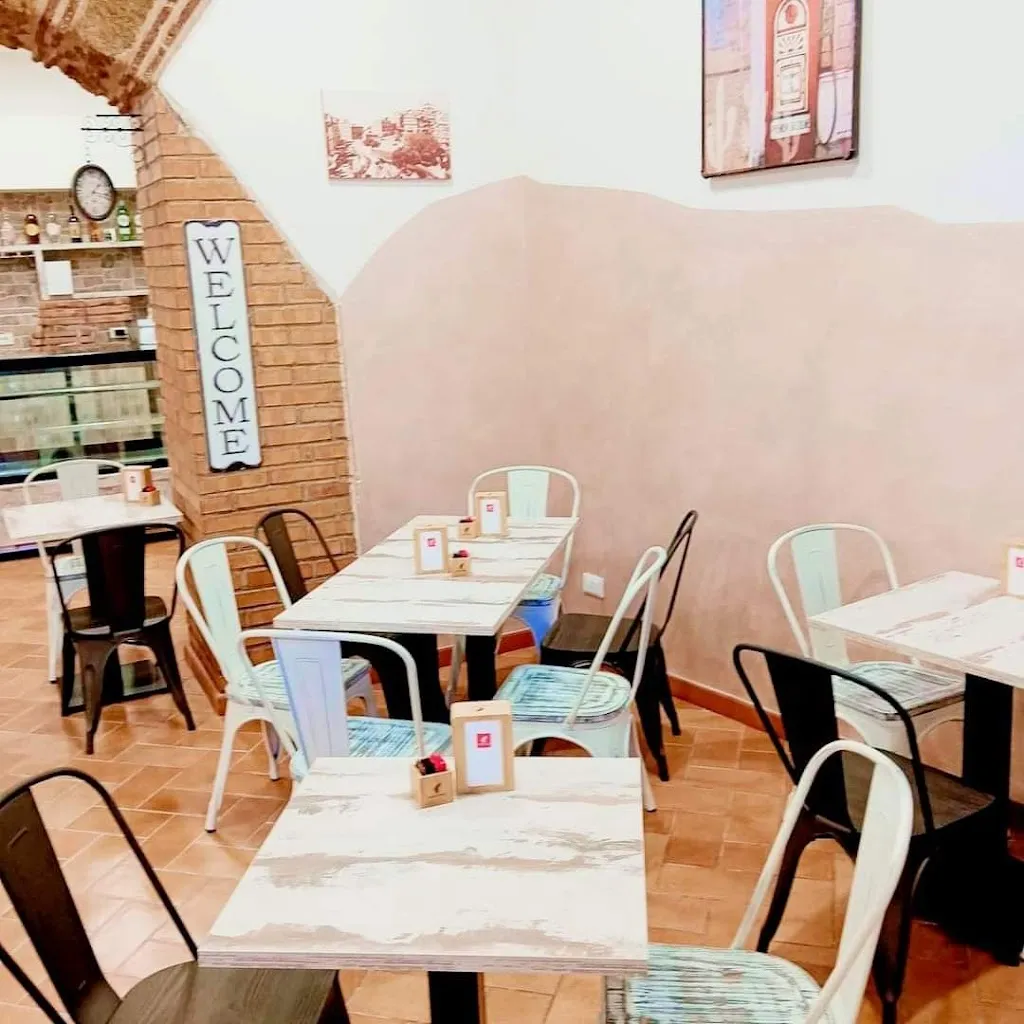 Archi 3 restaurant in Montecompatri