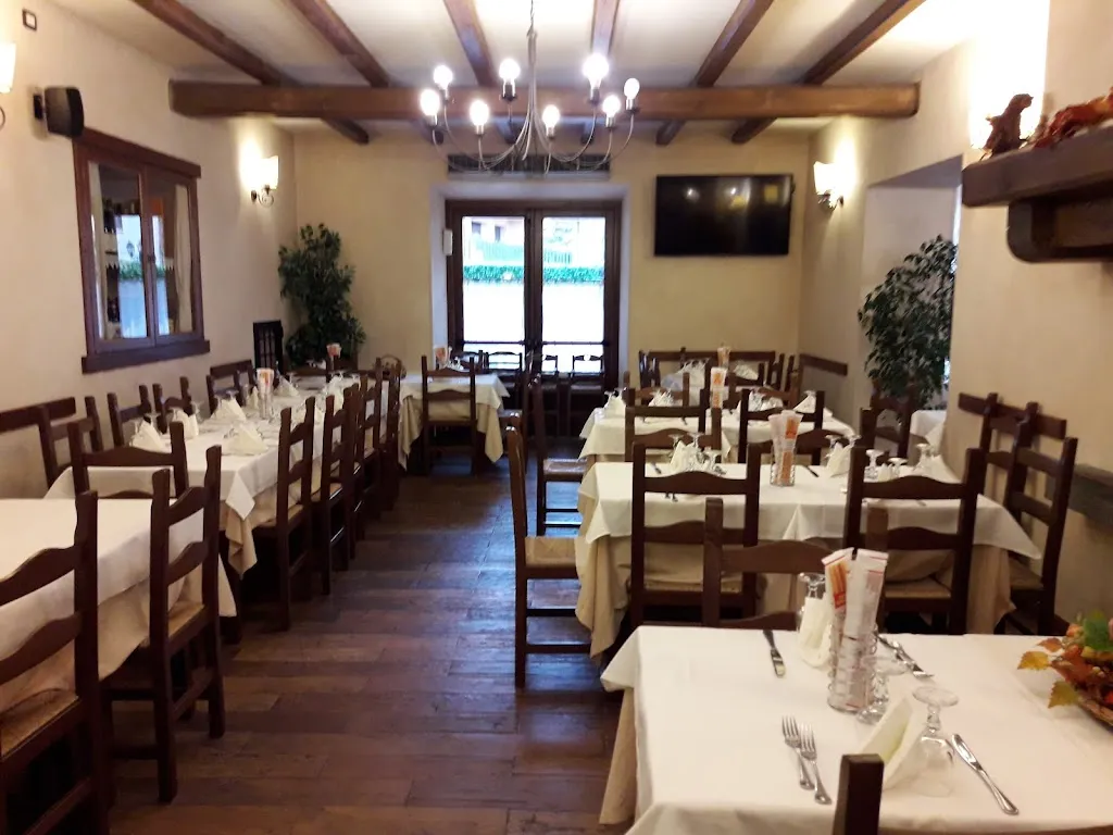 Ristorante Zi Peppe restaurant in Monteflavio