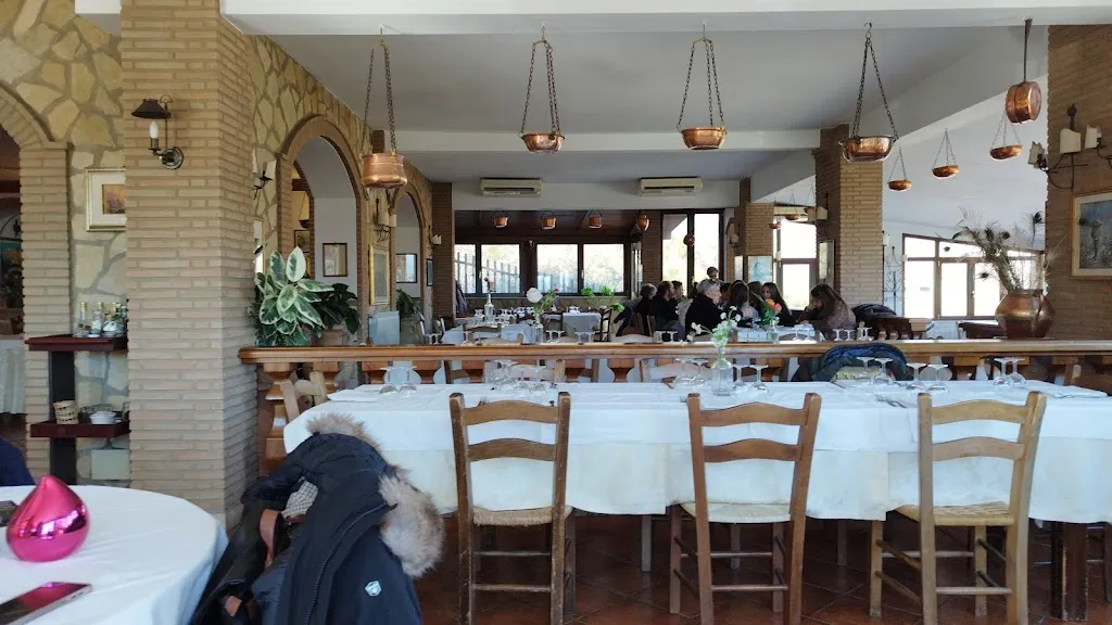 Allo Scapicollo restaurant in Monteflavio