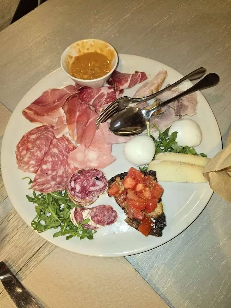 Alessia Dessí_La Pergola_Montelanico_review