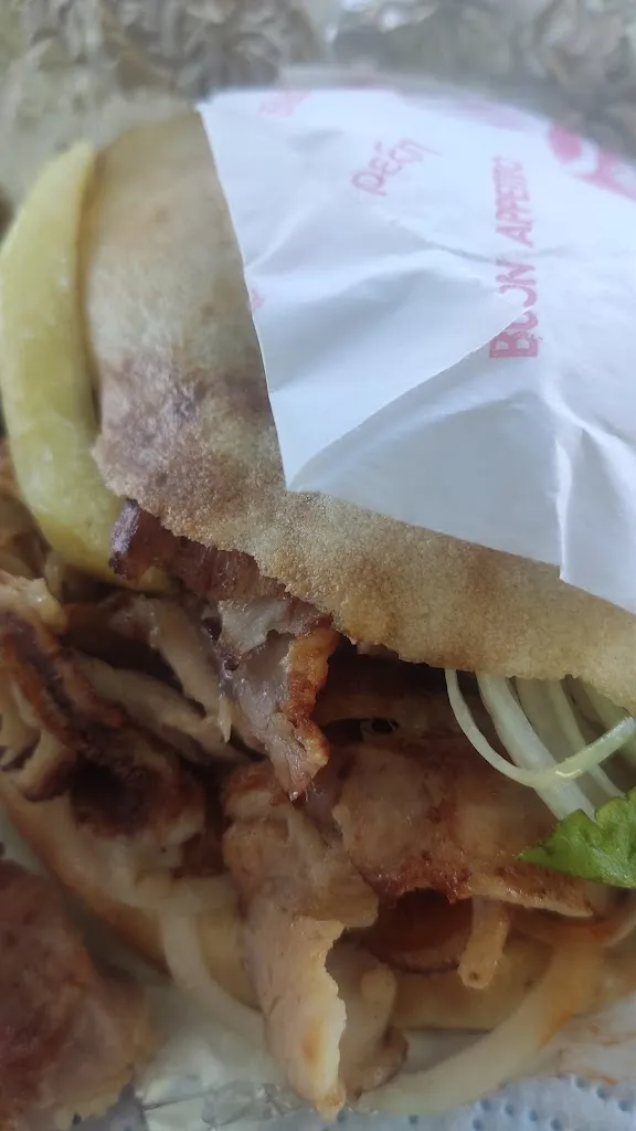 HANIF DONER KEBAB_Monterosi_slider_image_2