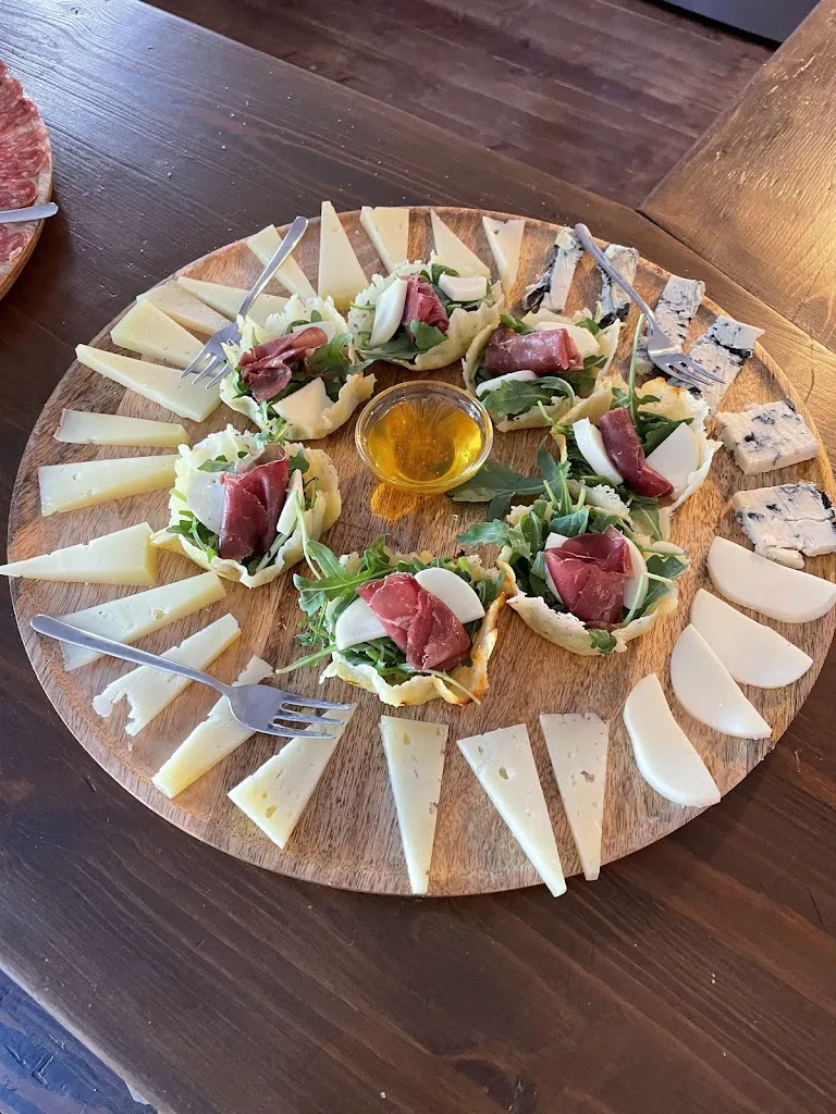 Osteria Del Castello restaurant in Montelibretti