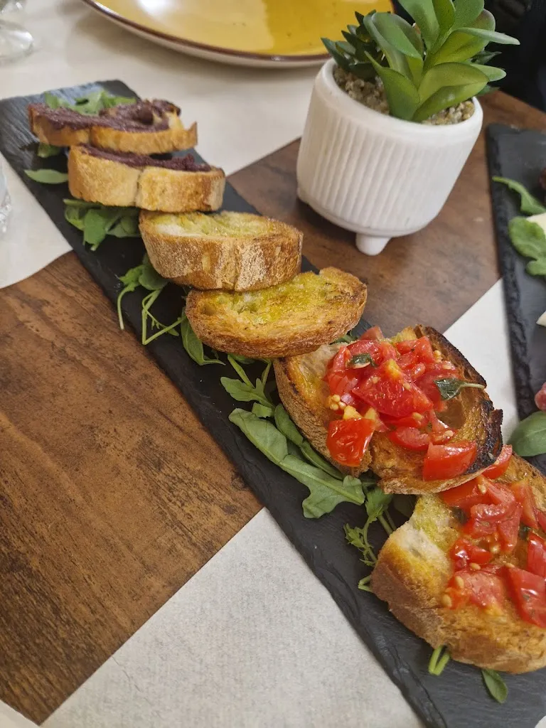 Menu_Civico Sedici_Montelibretti_image_4