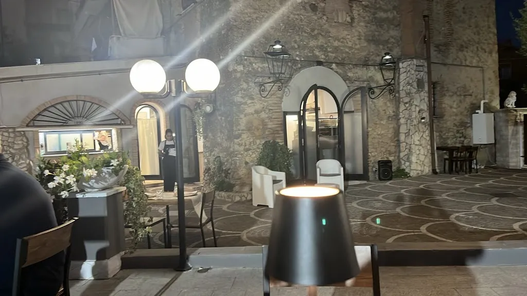 Lanfranco De Marchi_Civico Sedici_Montelibretti_review