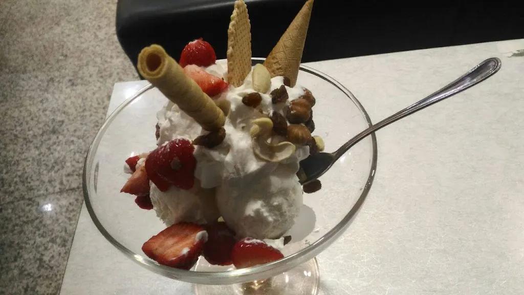 Gelateria Bar Giuliani Di Giuliani Fabrizio restaurant in Montelibretti