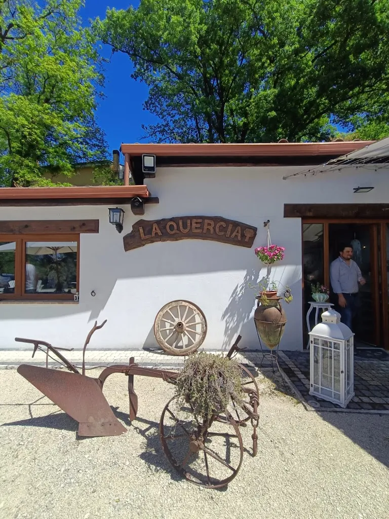 HOME Restaurant La Quercia_Montelibretti_slider_image_3