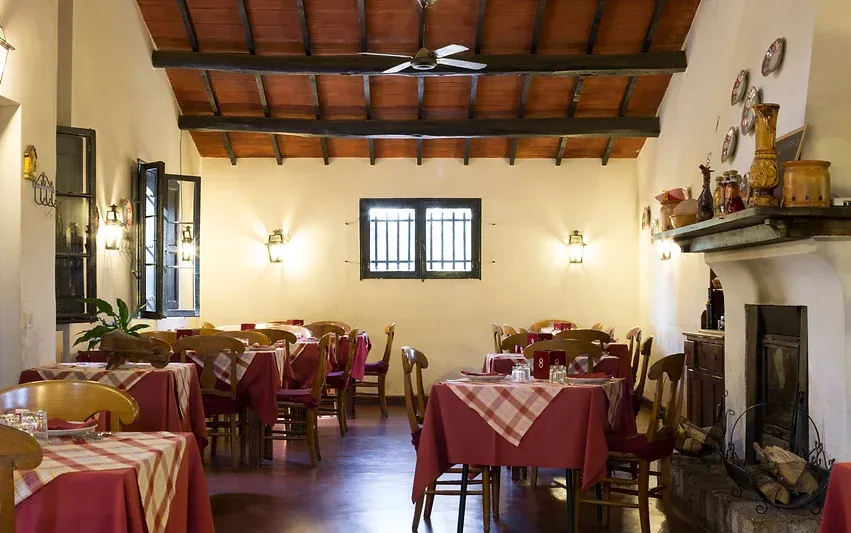 Ristorante Casale del Farfa_Montopoli in Sabina_slider_image_1