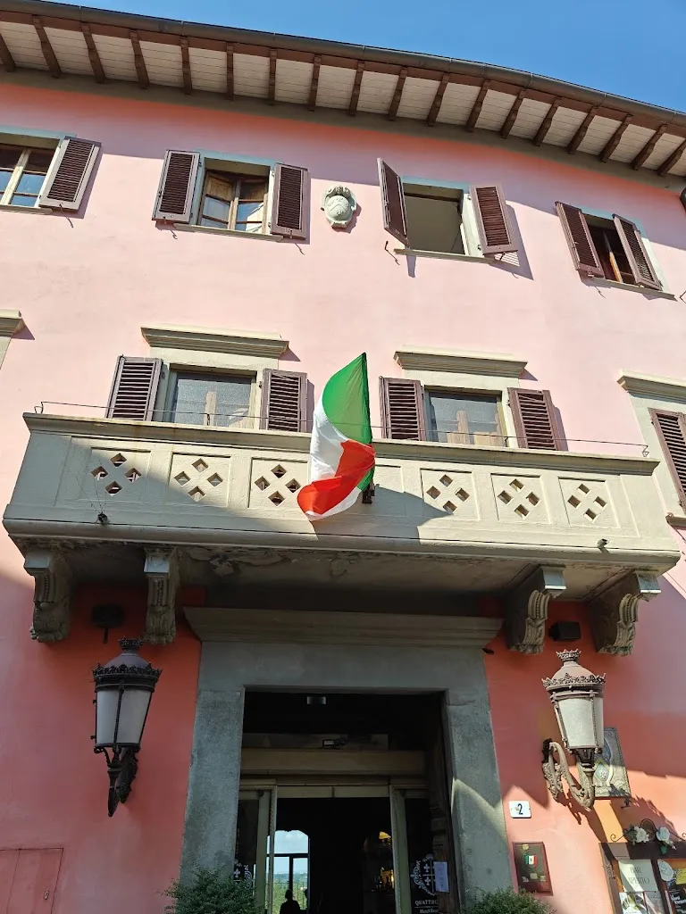 Yasser Che_Quattro Gigli_Montopoli in Sabina_recensione