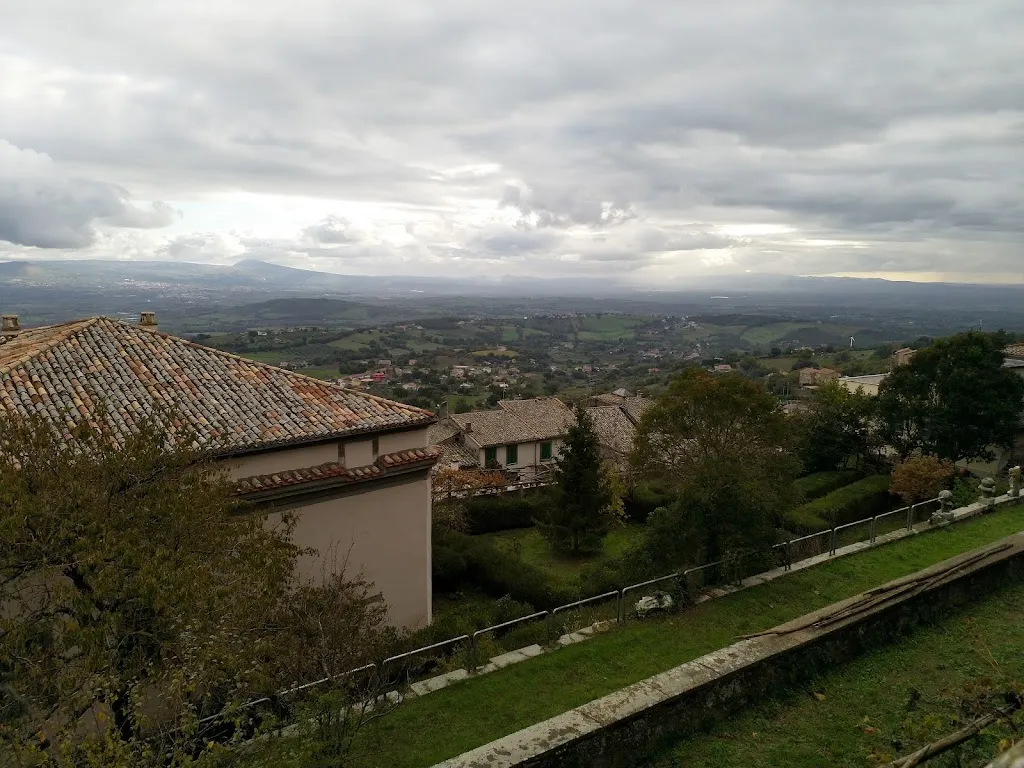 Colin Wills_Mamma Pappa_Montefiascone_review