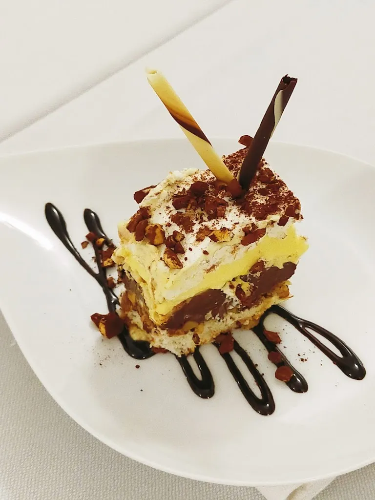 Il Caro Commendatore_Montefiascone_slider_image_2