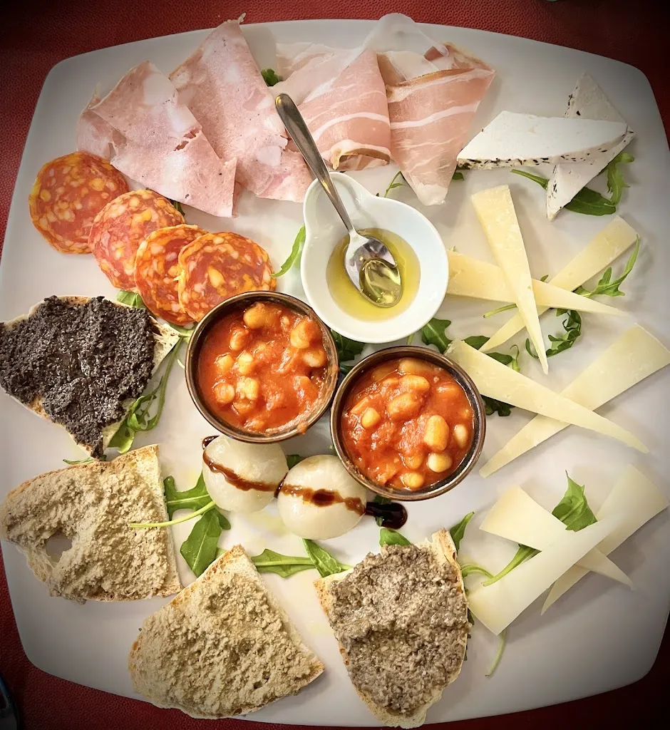 Ristorante Le Due Terre_Montefiascone_slider_image_3