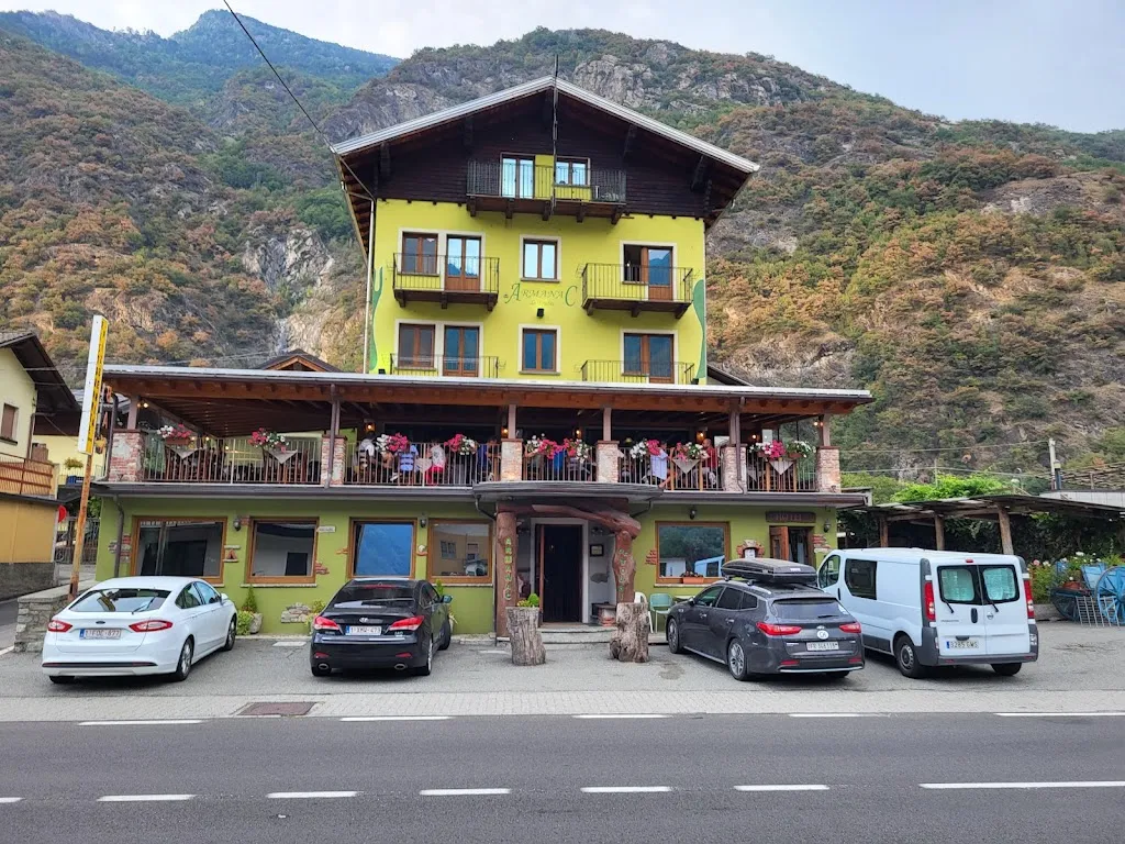 Xavier Masip Llonch_Armanac de Toubïe_Arnad_review