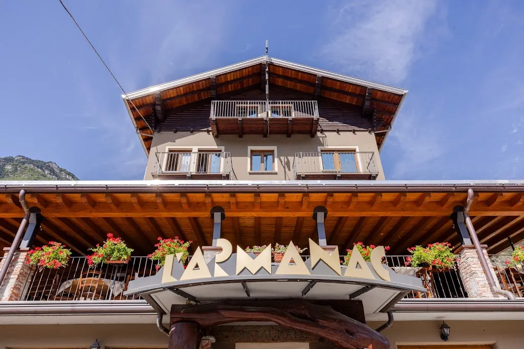 Armanac de Toubïe restaurant in Arnad