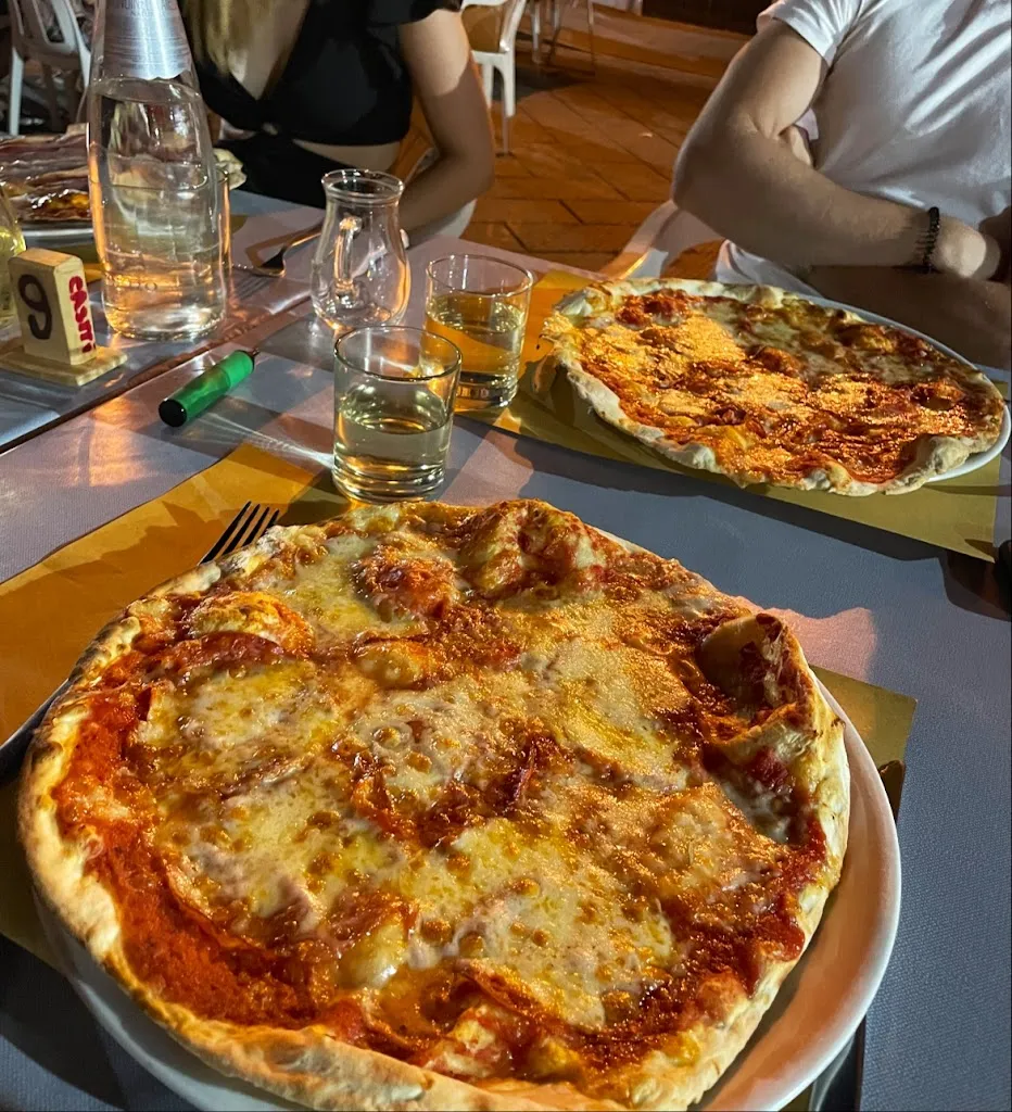 Pizzeria Casti_Montefiascone_slider_image_2