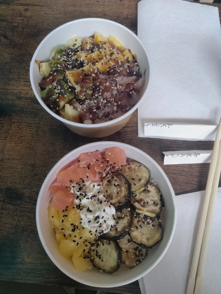 Michelle Fogg_Icons Restaurant - Poke Monterotondo_Monterotondo_review