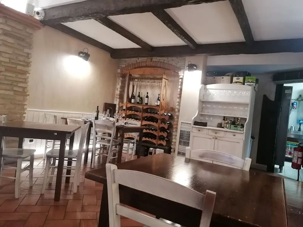 Lo Skalogno restaurant in Monterotondo