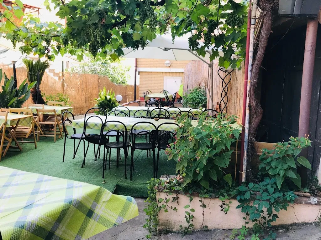 Pizzeria Zia Teresa Moricone Alvaro restaurant in Moricone