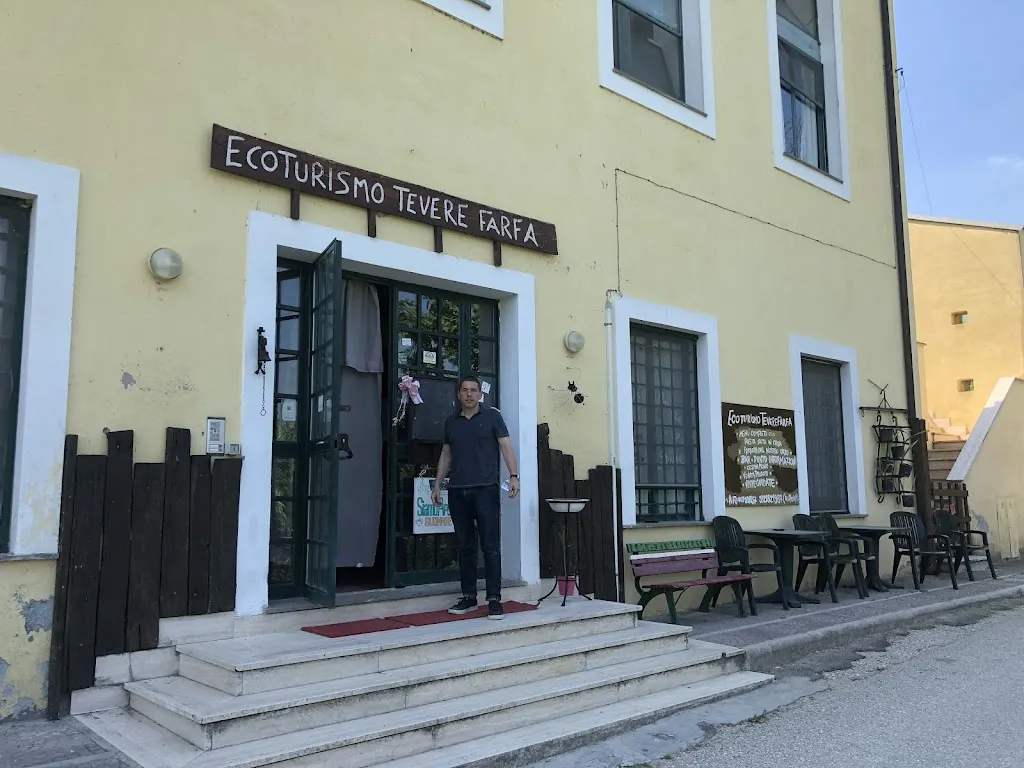 Frank Golding_Ecoturismo Tevere Farfa_Nazzano_review