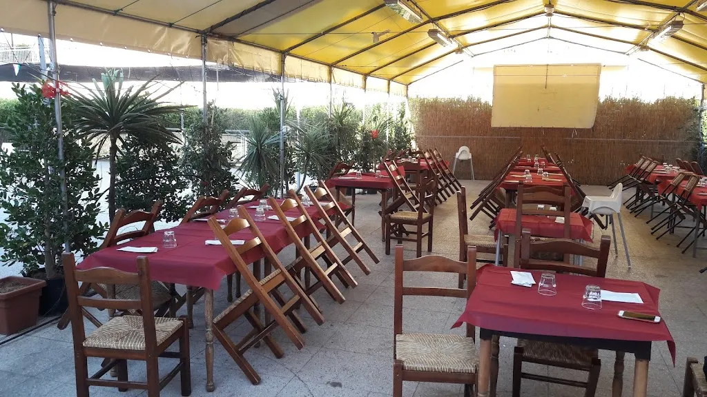 Bar Nespolo, Ristorante Pizzeria Sorelle Lomi_Nespolo_slider_image_3