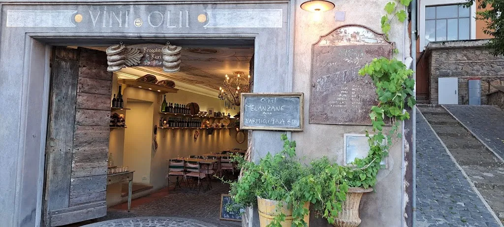 Vini e Oli restaurant in Nemi