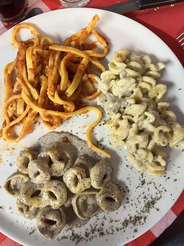 La Rosa_Nemi_slider_image_3