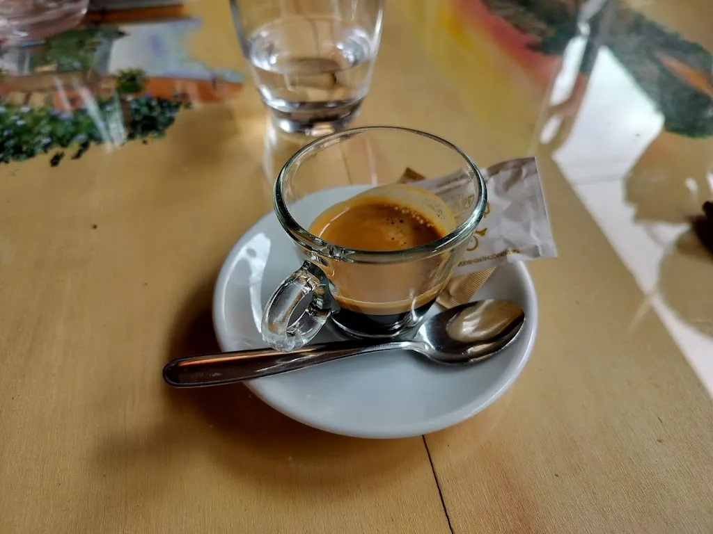 Hannah MacDonald_Ristorante e Albergo Diffuso Lo Specchio di Diana_Nemi_recensione