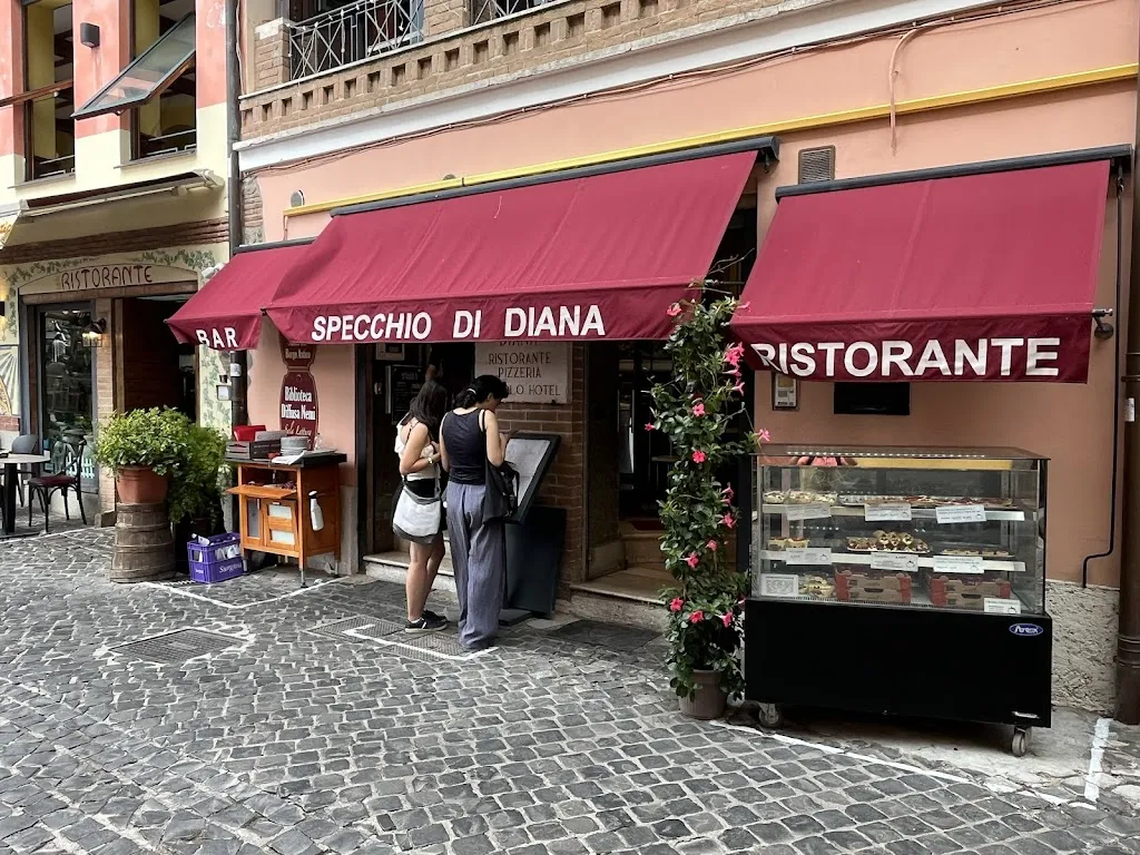 Ristorante e Albergo Diffuso Lo Specchio di Diana_Nemi_slider_image_3