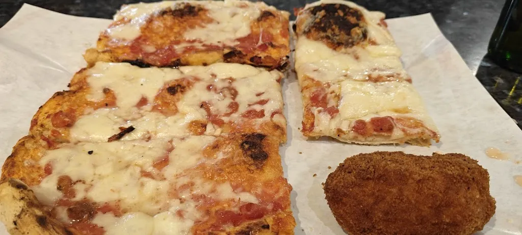 La Maison De La Pizza_Olevano Romano_slider_image_1