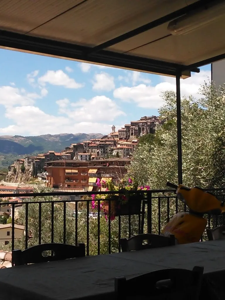 Ristorante Pizzeria L'Oasi restaurant in Olevano Romano