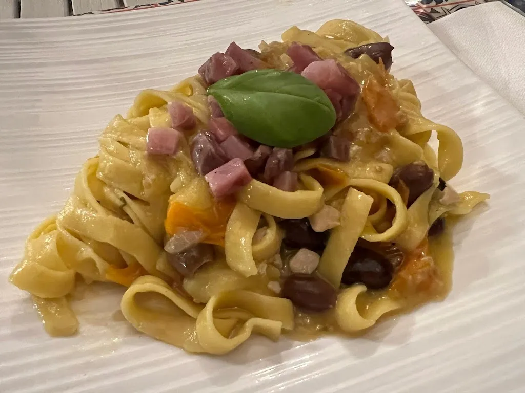 Laura Anzimani_PicchiaPó_Oriolo Romano_review