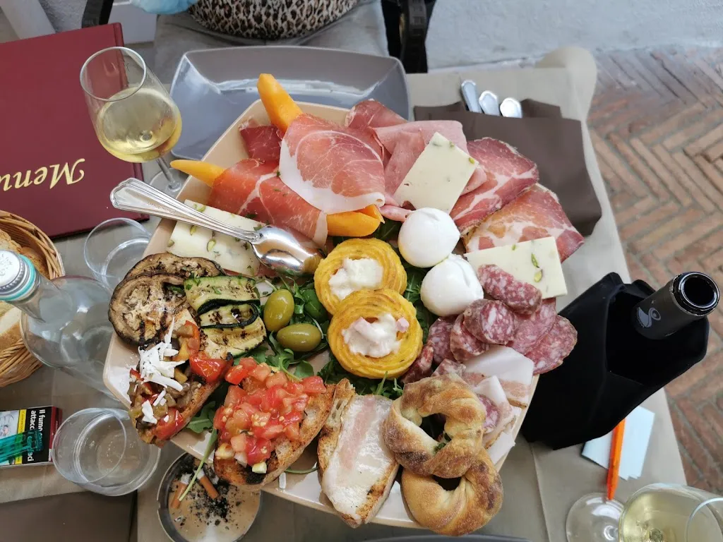 Menu_Nuova Taverna Roberteschi_Orte_image_6