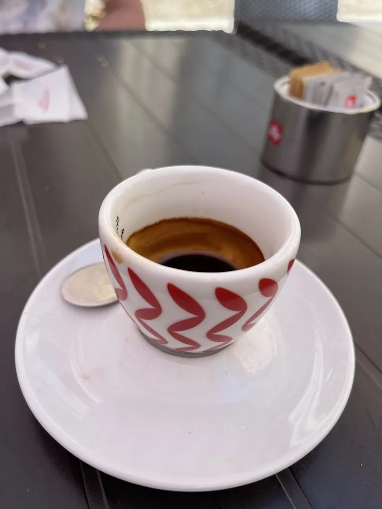 Amir Shevat_Bar Colonna di Maurizia E Francesca Treppini SNC_Orte_review