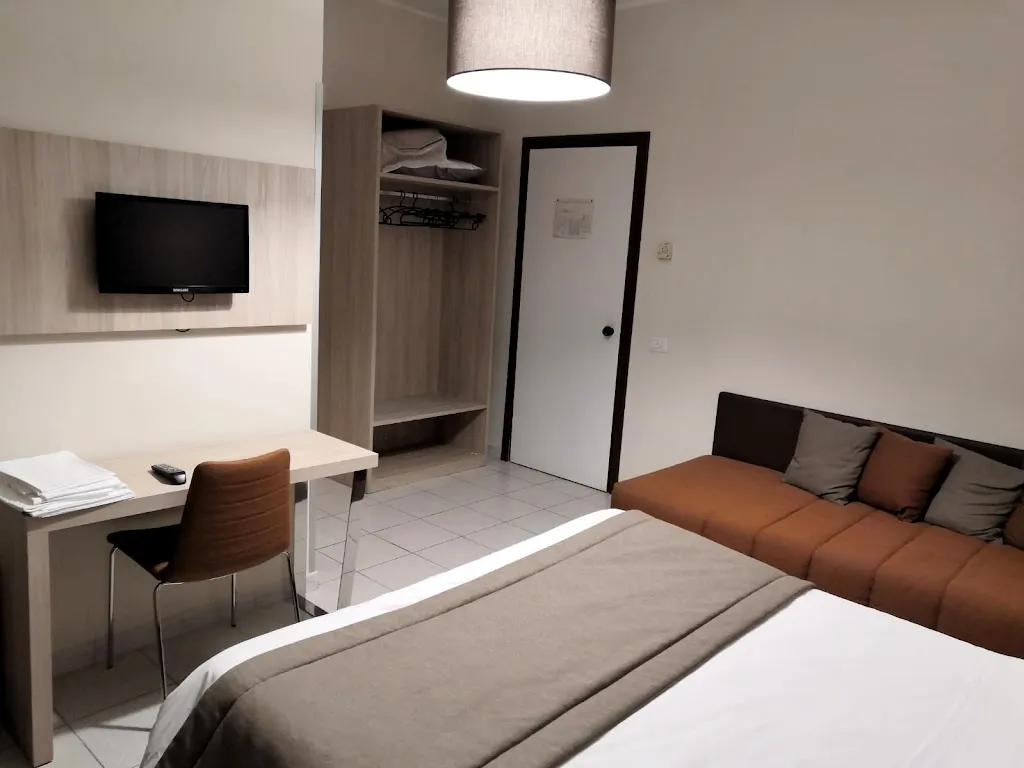 Hotel Restaurant Tevere_Orte Scalo_slider_image_2