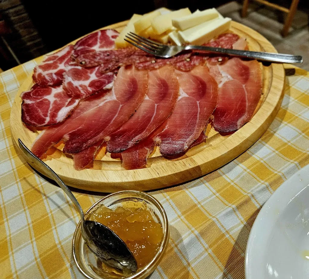 La Passatella - Agri-Pub_Paganico Sabino_slider_image_3