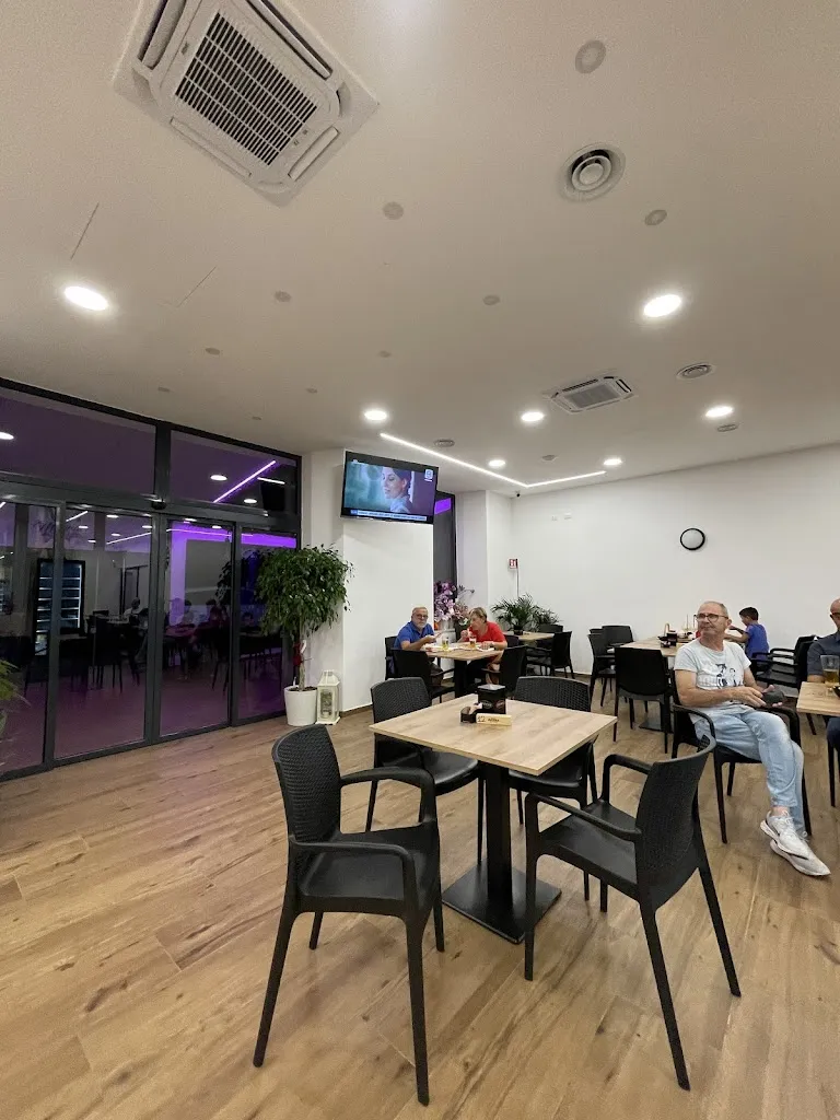 Molinari bistrot restaurant in Palombara Sabina