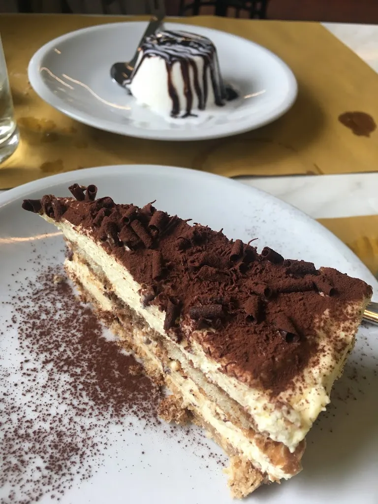 Dayeon Kim_Pizzeria S.s.a. Resistente_Osteria Nuova_review