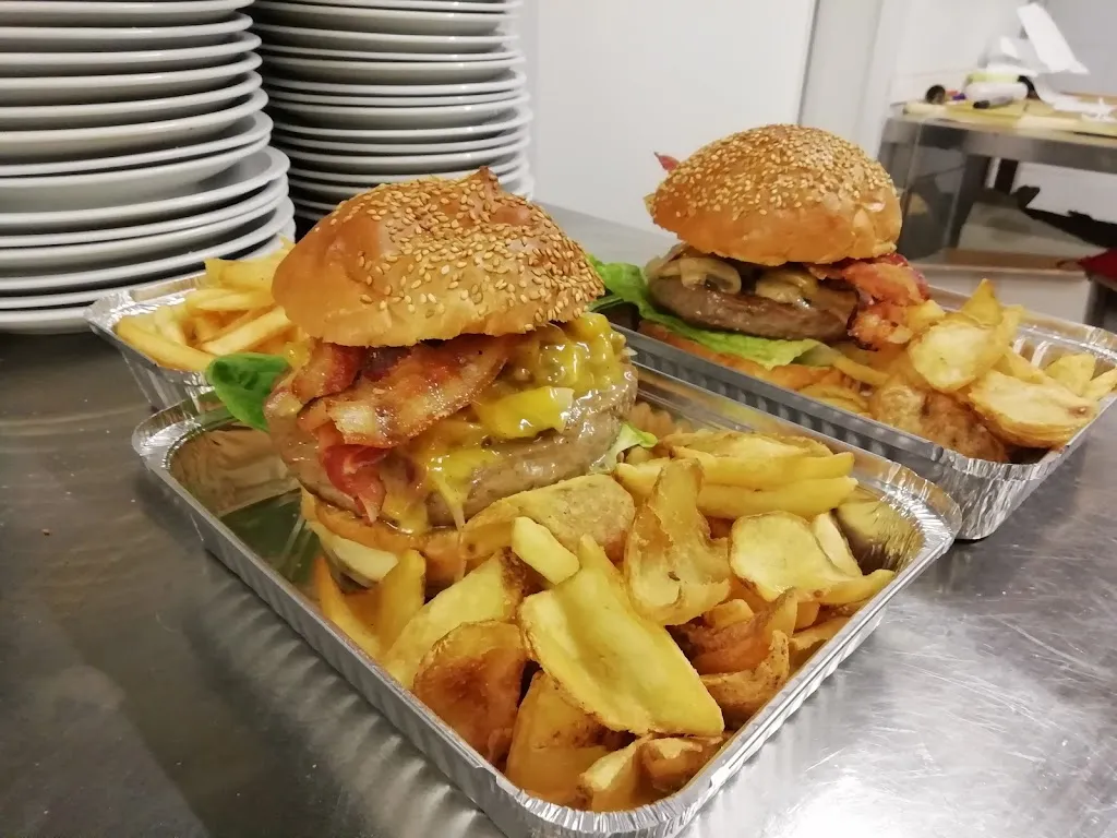 Pizzeria S.s.a. Resistente_Osteria Nuova_slider_image_2