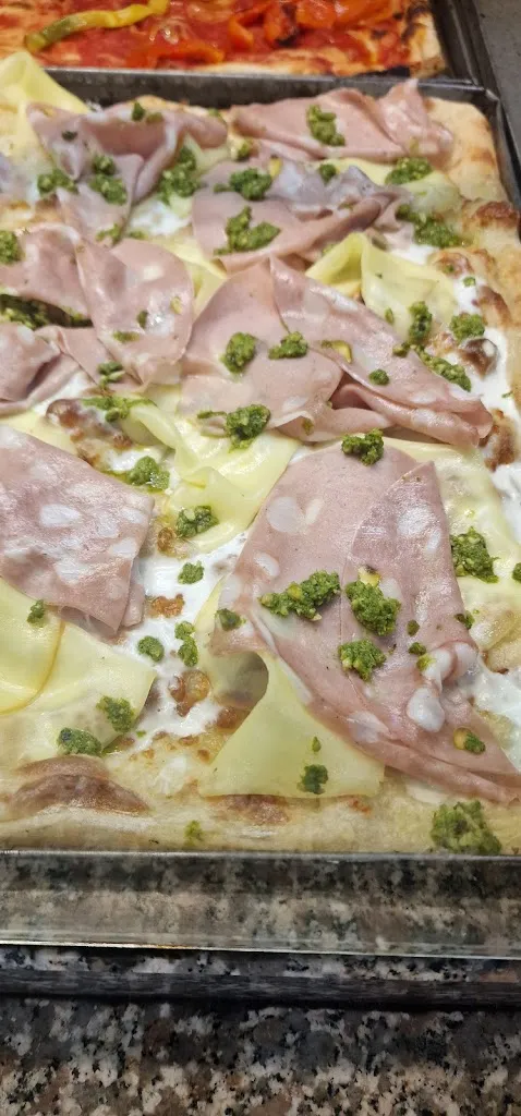 Pizza Ètoile 2_Osteria Nuova_slider_image_3